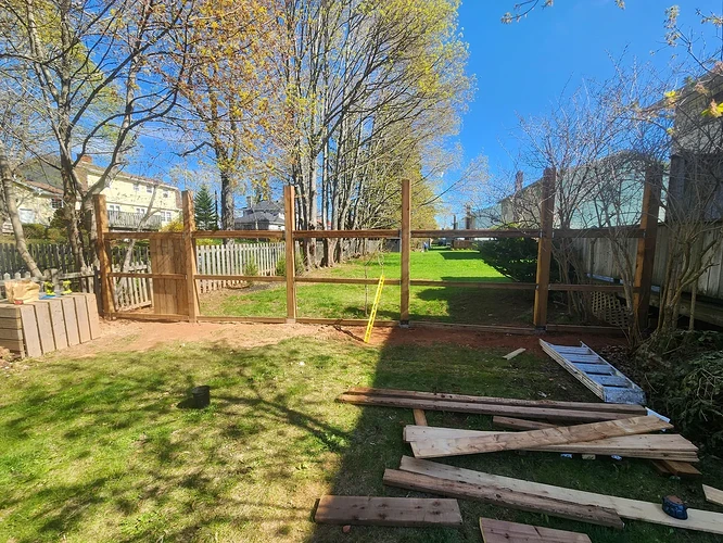 built-my-first-fence-v0-ps1z8goa8g3h1