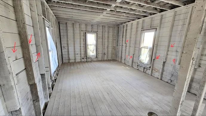 many-studs-are-spliced-upstairs-on-balloon-framed-home-v0-6y4kw679gntg1