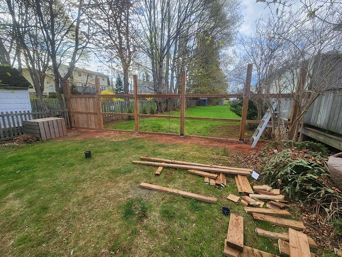 built-my-first-fence-v0-yed1vhda8g3h1