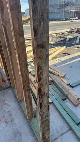 are-these-framing-studs-acceptable-builder-says-its-normal-v0-xuwzxt3b27vg1