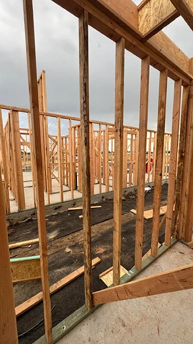 are-these-framing-studs-acceptable-builder-says-its-normal-v0-3lcf4p3b27vg1